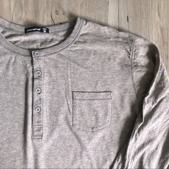 🔥SALE - any 4/$20. Alternative Apparel Long Sleeve Henley Top - Picture 2 of 4